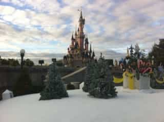 Disneyland_paris_christmas3